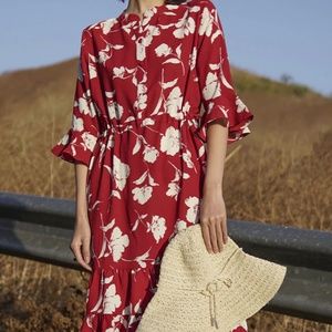 Petite Studio Celina Dress - Red Floral